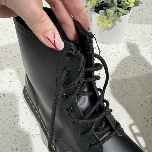 Dr. Martens 1460 8-eye boots in black smooth leather Men’s 9 Women’s 10 - Picture 6 of 7